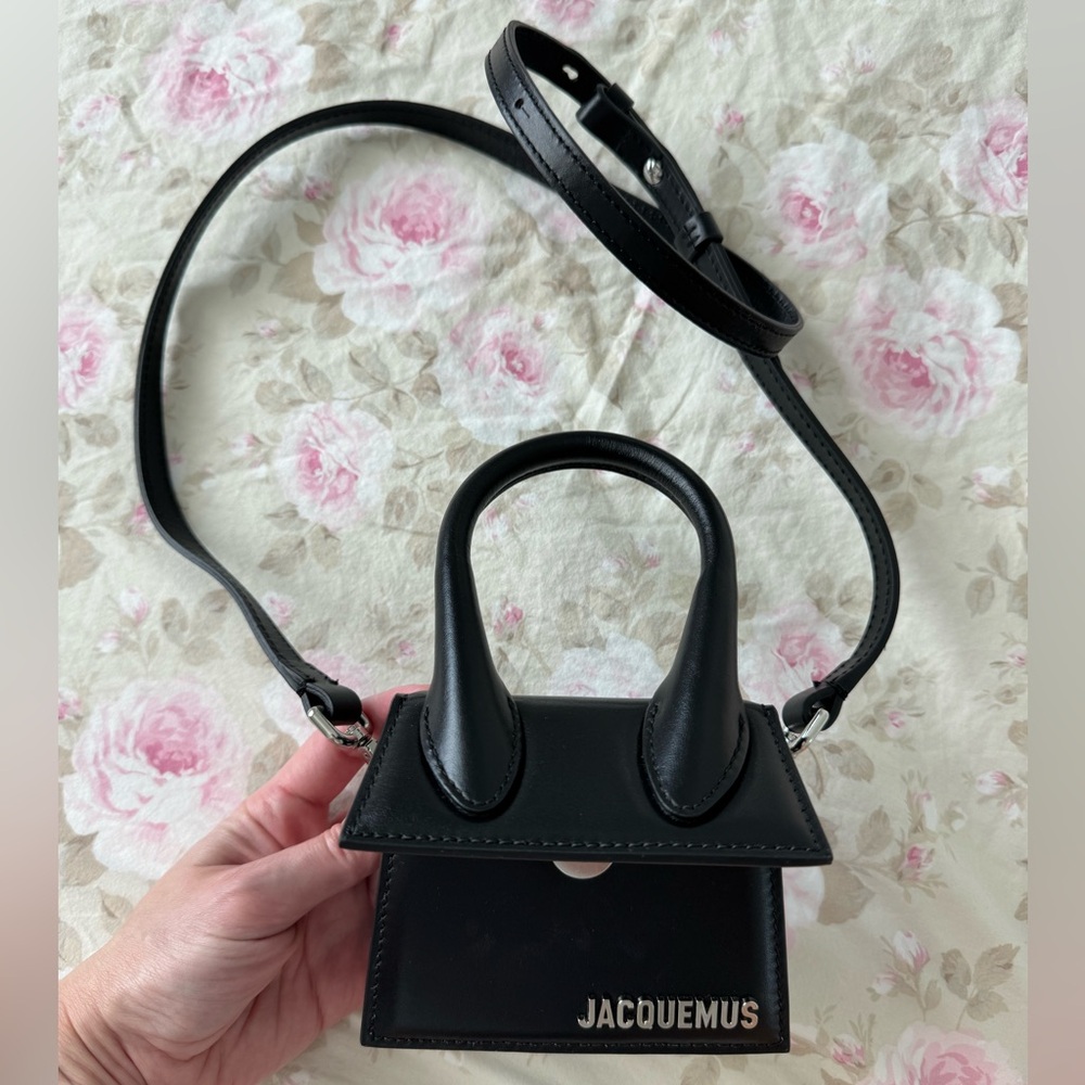 Jacquemus “Le Chiquito” bag. In excellent condition. Worn only twice. - Picture 8 of 14